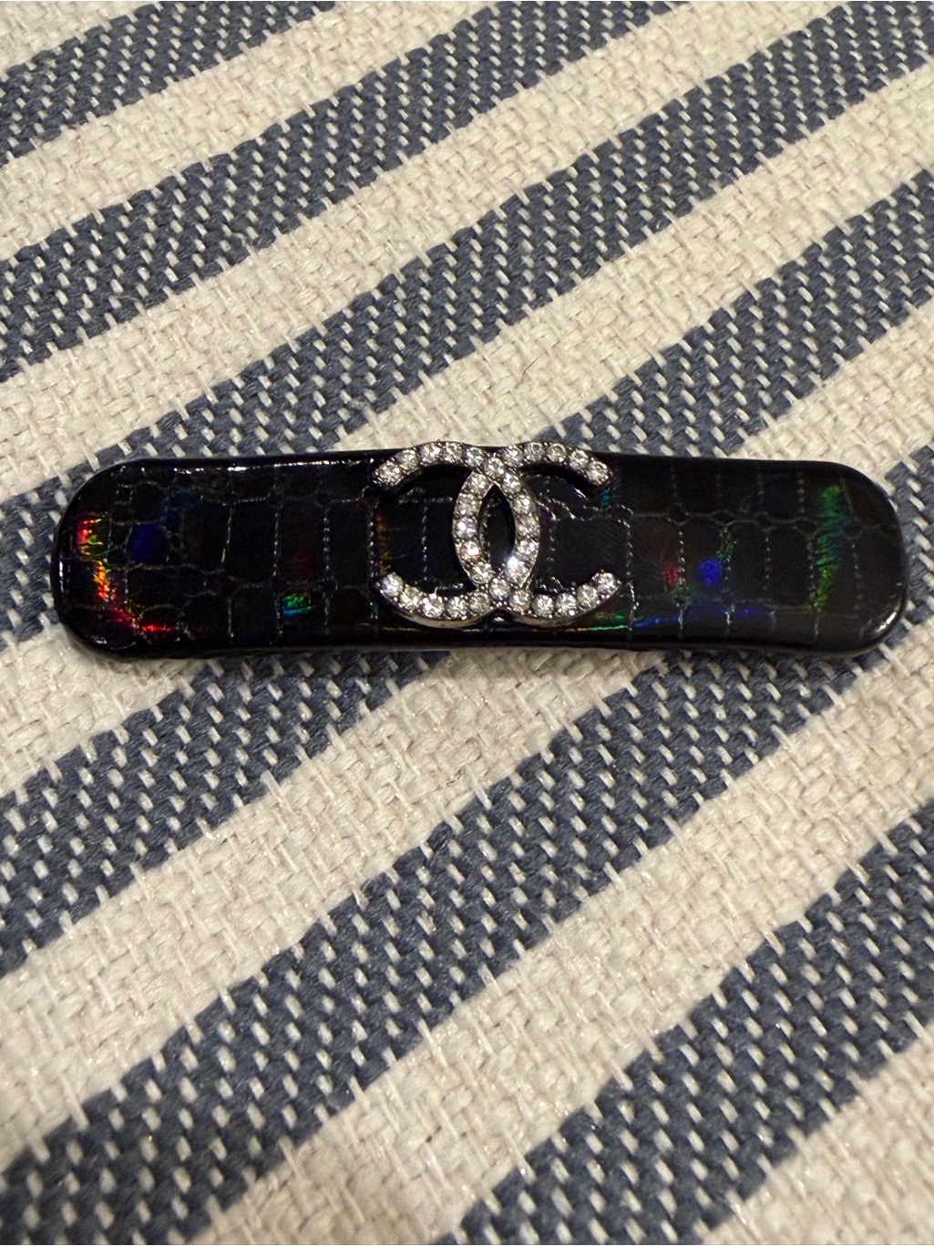 Chanel Gwp Brand New Rhinestone Cc Snap Hair Clip